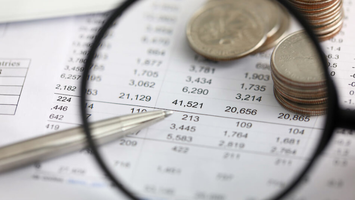 Which expenses are operating expenses for rental property?